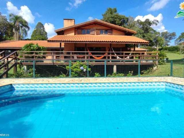 Casa em Condomínio para Venda em Mairinque, Centro, 5 dormitórios, 1 suíte, 4 banheiros, 5 vagas