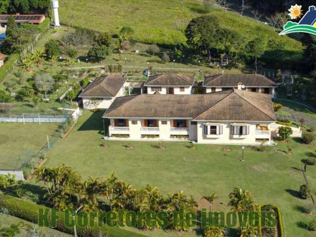 Casa em Condomínio para Venda em Ibiúna, Centro, 4 dormitórios, 4 suítes