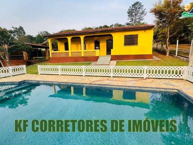 Casa em Condomínio para Venda em Ibiúna, Centro, 2 dormitórios, 2 banheiros, 10 vagas