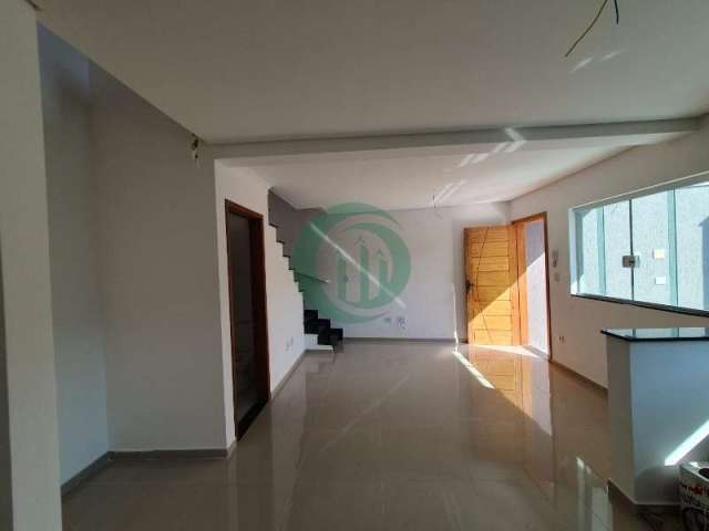 Sobrado novo com 70m²