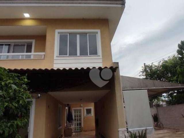 Casa duplex pronta para morar Don José com vista para montanha