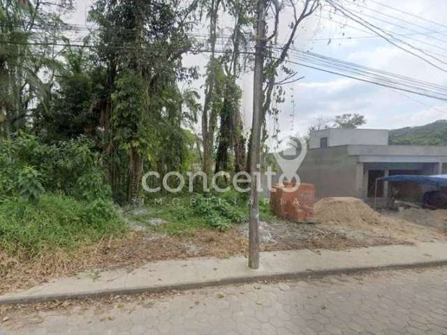 Terreno de 424,98m² com 12m de frente