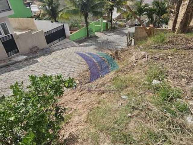 COD 1123 - VENDA- Terreno com Vista mar e duas frentes no Condomínio dos Pássaros, Cabo Frio