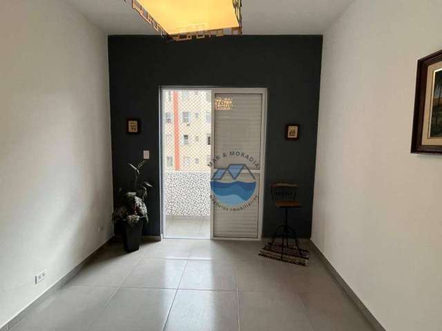 Vendo excelente kitnet – varanda - quadra da praia – boqueirão - 39,5m²