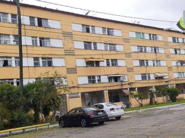 Apartamento com 2 quartos para alugar, 55 m² por R$ 1.010/mês - IAPI - Salvador/BA