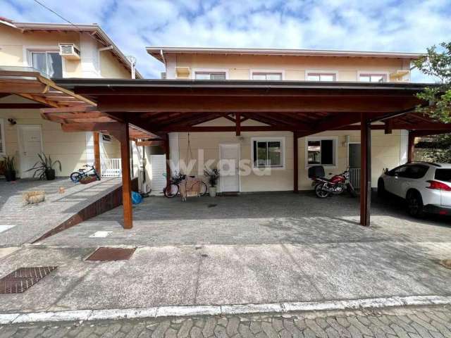 Casa Duplex em Morada de Laranjeiras  -  Serra