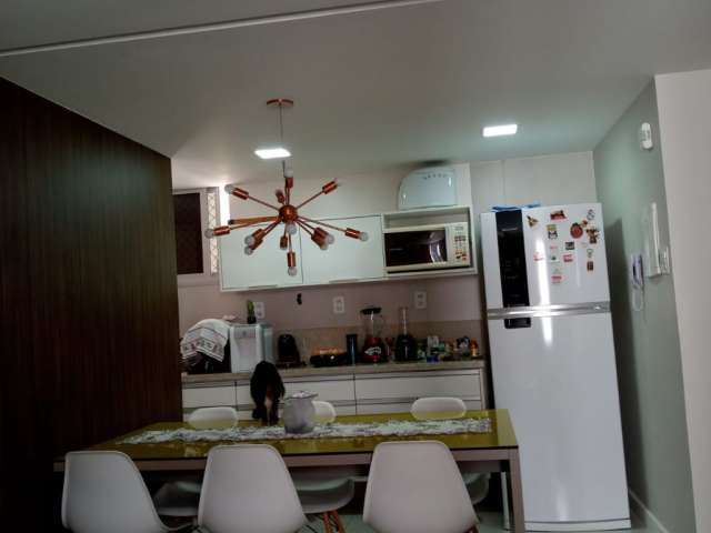 Lindo apartamento no candeal com ar