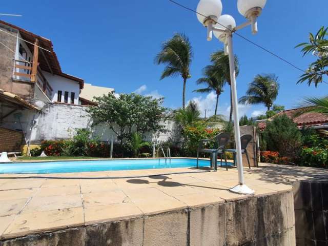 Casa grande com piscina e areia de lazer