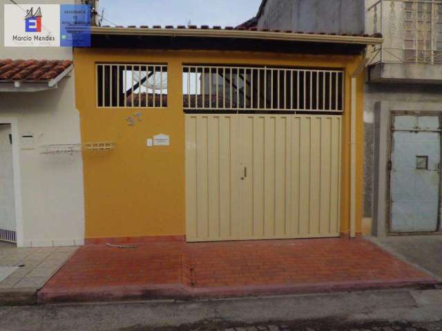 Casa para Venda em Cachoeira Paulista, Margem Esquerda, 3 dormitórios, 3 banheiros