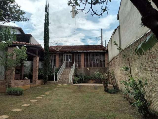 Casa para Venda em Cachoeira Paulista, Jardim Europa ll, 1 dormitório, 2 banheiros