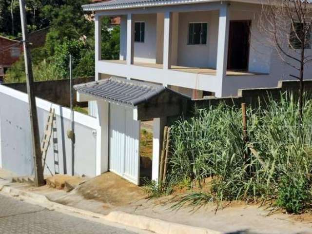 Casa para Venda em Saquarema, São Geraldo, 3 dormitórios, 1 suíte, 2 banheiros, 1 vaga