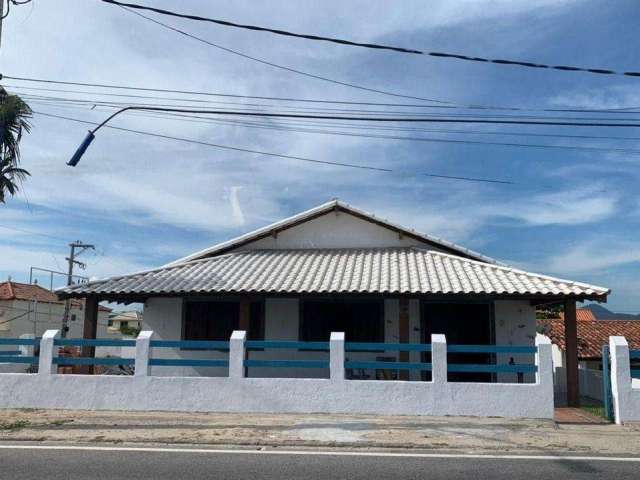 Casa para Venda em Saquarema, Boqueirão, 5 dormitórios, 3 suítes, 5 banheiros, 3 vagas