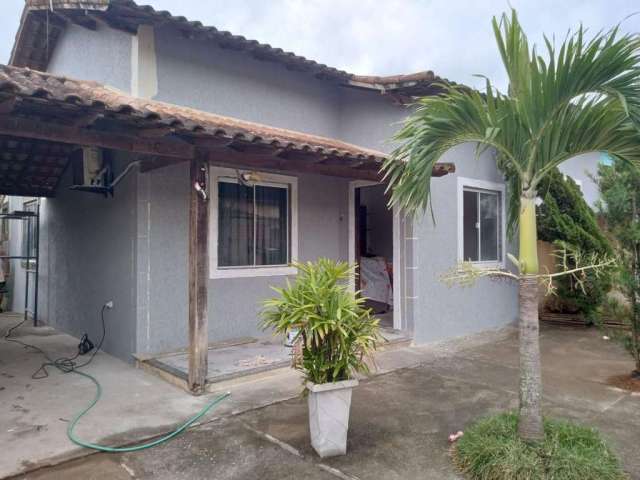 Casa para Venda em Saquarema, Madressilva, 2 dormitórios, 1 suíte, 3 banheiros, 2 vagas