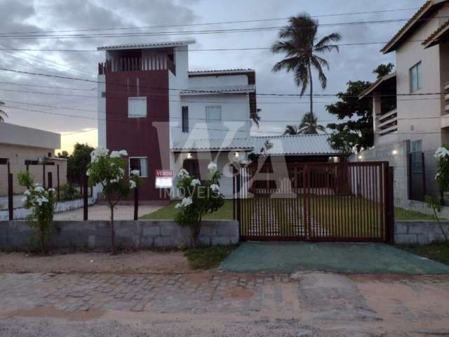 Casa em condomínio fechado com 6 quartos à venda na Barra do Jacuípe, Camaçari  por R$ 710.000