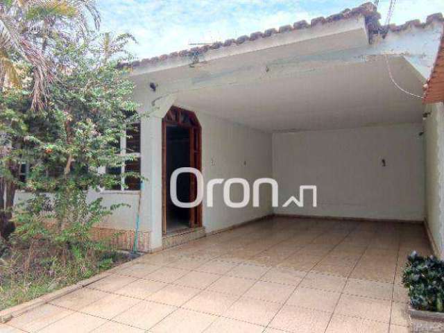 Casa com 4 dormitórios à venda, 300 m² por R$ 895.000,00 - Setor Nova Suiça - Goiânia/GO