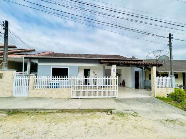 Vende 2 Casas e 1 Quitinete Próximo a WEG na Itoupava Central