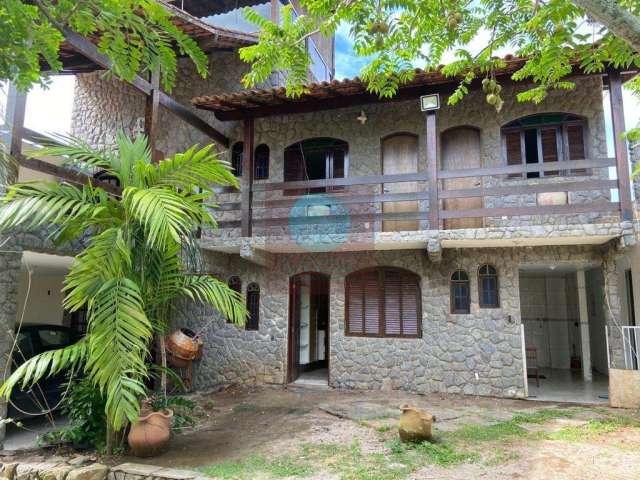 Ocean vende:  Itaipuaçu, casa 4 quartos, sendo 2 suítes, piscina, churrasqueira, varandão, armários