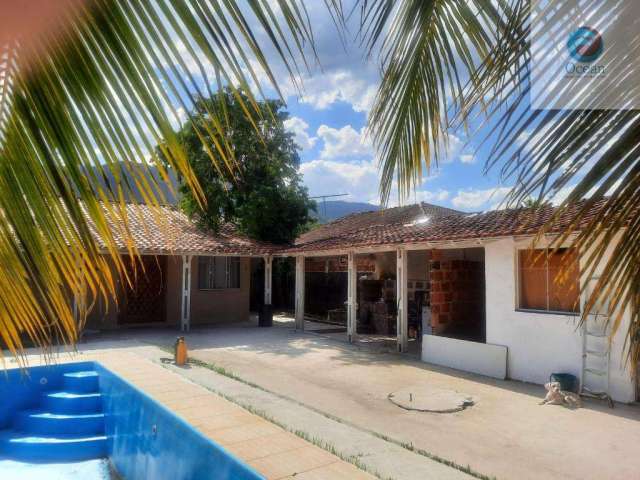 Ocean vende: São J. Imbassai, condomínio, casa 3 quartos (1suíte), piscina, edícula.