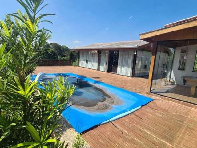 Chácara com piscina  no Caminho do Vinho  8201 m² por R$ 1.800.000