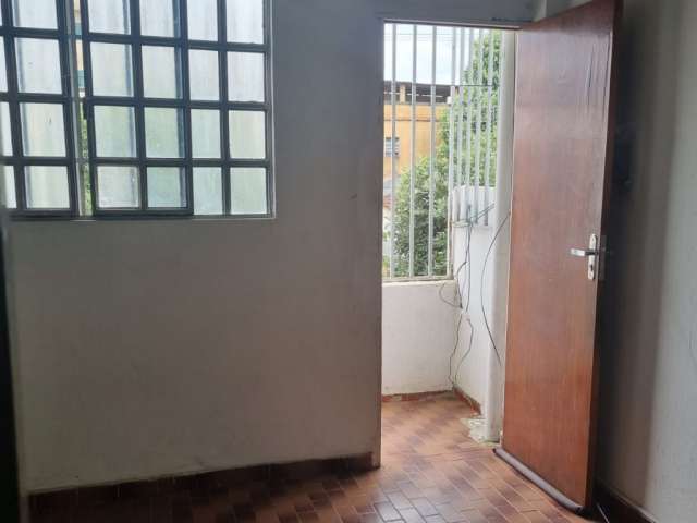 Apartamento a venda na Rua Coronel Roberto Soares, Bairro Vila Bretas, Governador Valadares