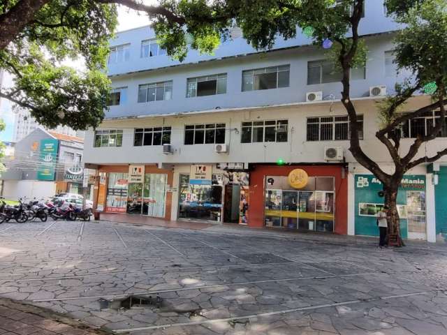 Sala Comercial à Venda – Localização Estratégica no Centro, Governador Valadares