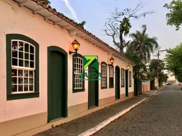 Belíssima casa com vista privilegiada para Prainha, no Centro em Barra de são João.