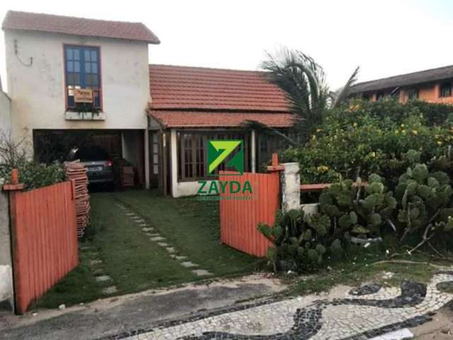 Casa duplex à beira mar em Aquarius - Cabo Frio.