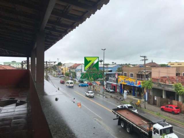 Apartamento cobertura com 03 quartos, no Centro de Barra de São João.