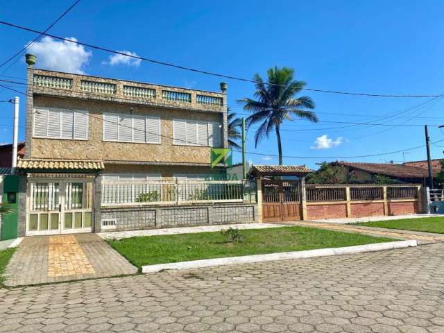 Casa de alto padrão e terreno ao lado com anexo, no Praião, Centro de Barra de São João.