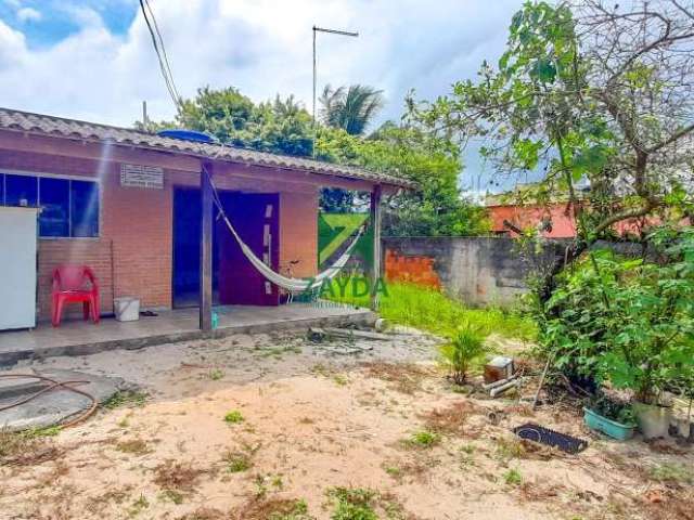 Casa linear com 02 quartos e amplo quintal, no bairro Peixe Dourado II, em Barra de São João.