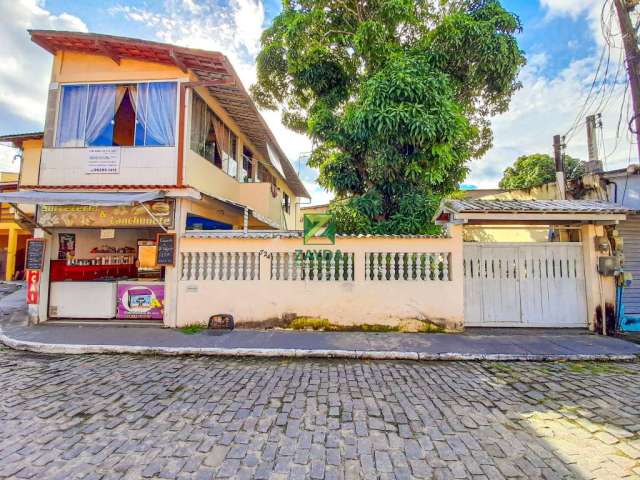 Casas à venda e loja, no bairro Vila Nova, em Barra de São João.