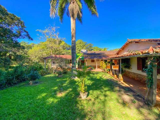 Chácara / sítio com 4 quartos à venda na Estrada Fazenda da Pedra, 560, Samburá (Tamoios), Cabo Frio, 800 m2 por R$ 350.000