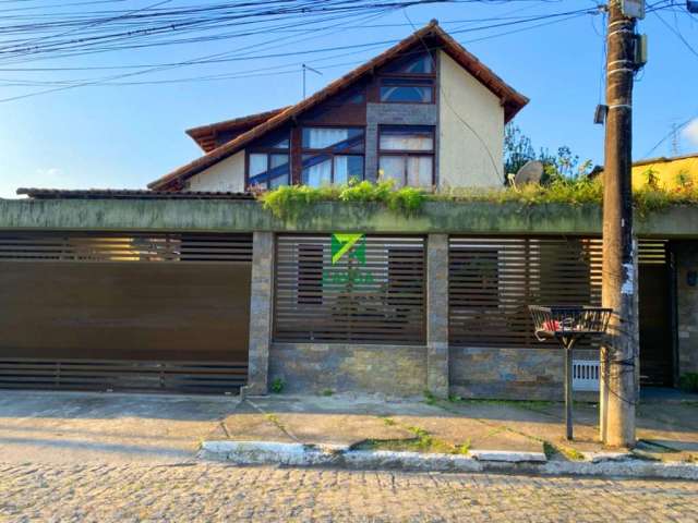 Casa duplex com suíte e quintal amplo no Vila Campo Alegre