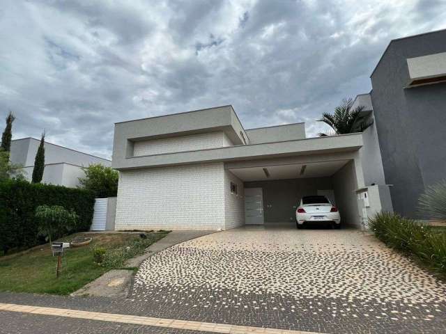 Casa térrea no Jardins Valencia - 3 suítes - Lote com 395 m²