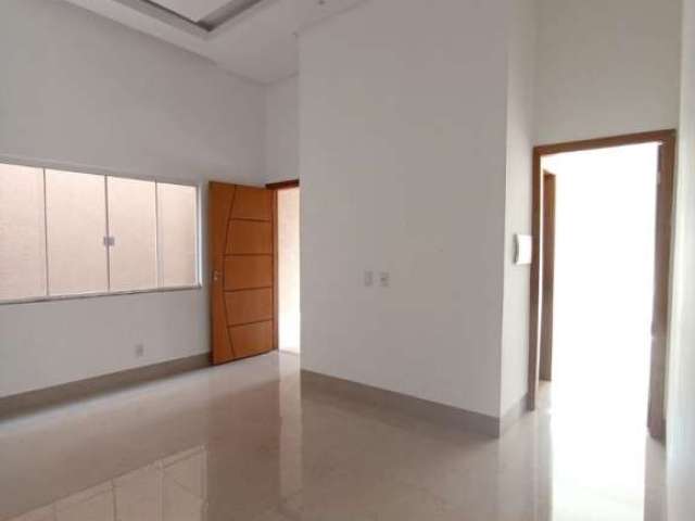 Casa 3Q C/suite no Jardim Mariliza