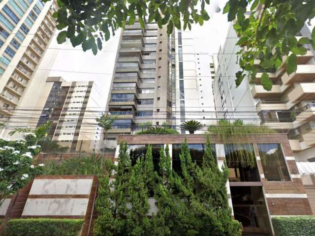 Apartamento Clássico 4 suítes, com 340m² na orla do Vaca Brava - Setor Bueno