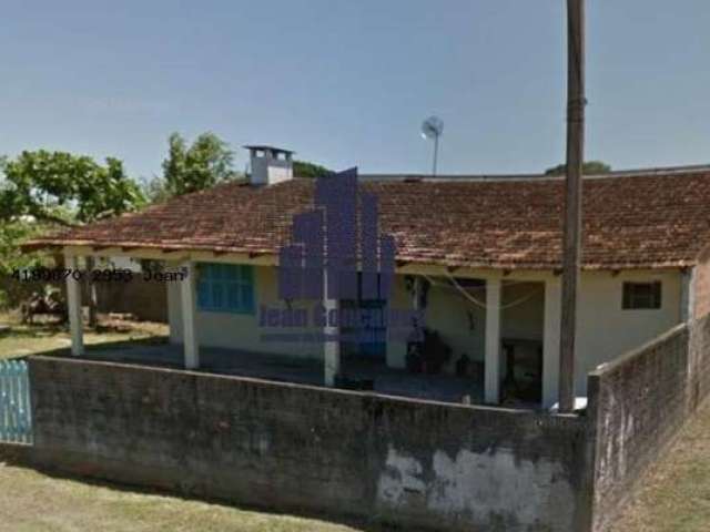 Casa de Praia para Venda em Guaratuba, Brejatuba, 2 dormitórios, 2 banheiros, 2 vagas