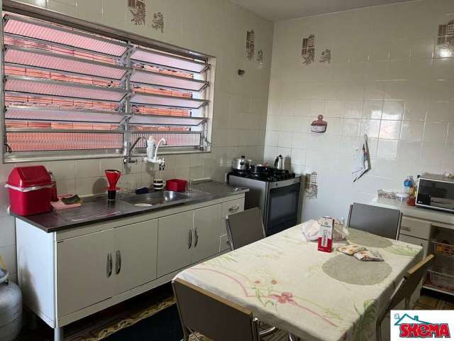 Casa a venda com 03 dormitórios no Jardim Sapopemba por apenas R$ 380.000,00