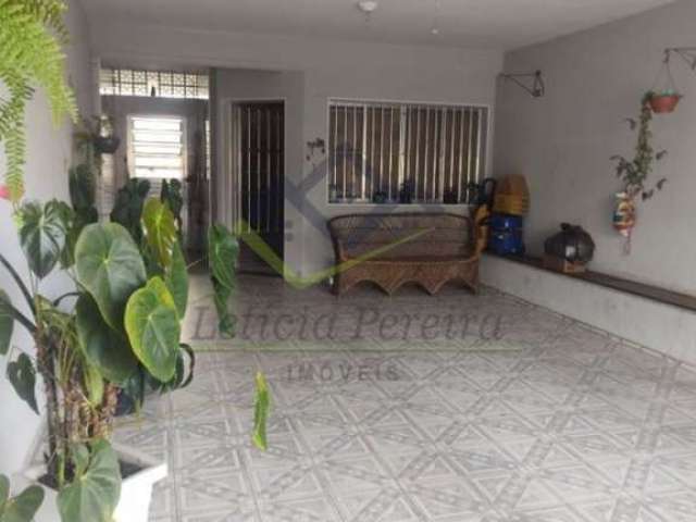 Casa com 4 dormitórios à venda, 240 m² por R$ 637.000,00 - Parque Maria Helena - Suzano/SP