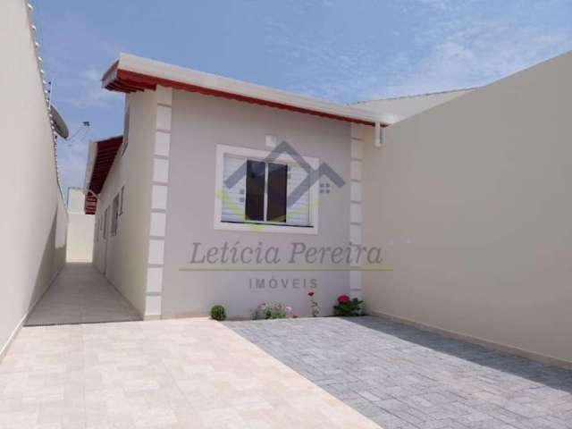 Casa com 3 dormitórios à venda, 100 m² por R$ 630.000,00 - Portão - Arujá/SP