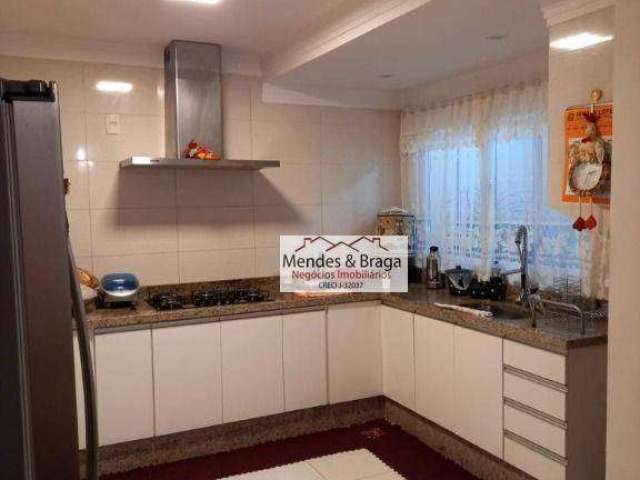 Sobrado com 3 dormitórios à venda por R$ 650.900 - Jardim Célia - Guarulhos/SP - Avalia Permuta por Apartamento