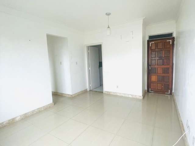 Apartamento à venda Armação, 3/4, reformado, garagem, Salvador Ba