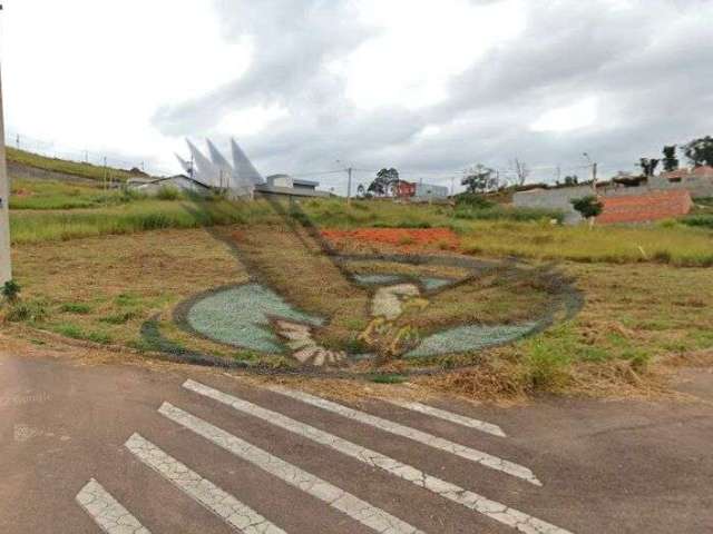 Terreno de esquina com 348m² topografia plana pronto para construir!