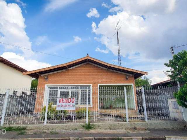 Casa à venda no Centro em Vinhedo/SP