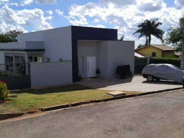 Casa em condomínio à venda no Parque dos Cafezais IV em Itupeva/SP