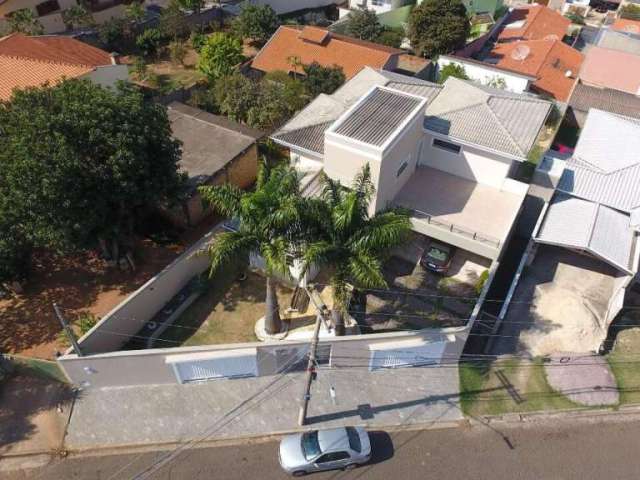 Casa à venda no JARDIM SÃO FRANCISCO em Valinhos/SP