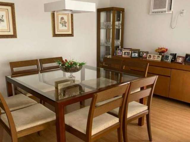 Apartamento à venda no Condomínio Edifício Ana Carolina - CAMBUÍ em Campinas/SP