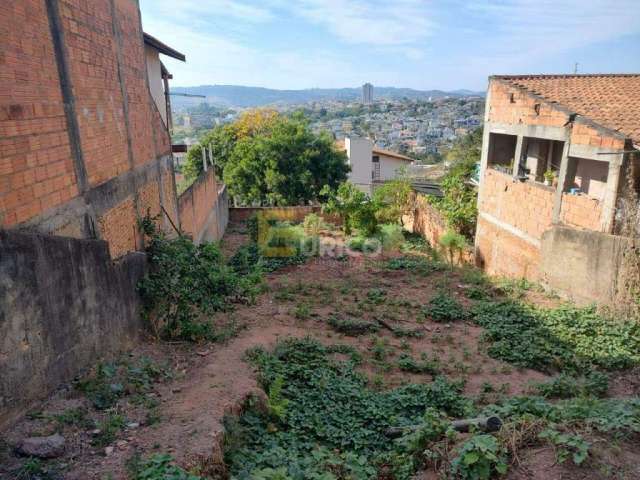 Terreno à venda no JARDIM JUREMA em Valinhos/SP