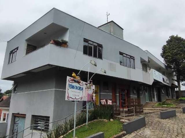 Casa em santa felicidade, 02 quartos, 1 suíte, 2 vagas cobertas, 92,00 m2. excelente oportunidade!