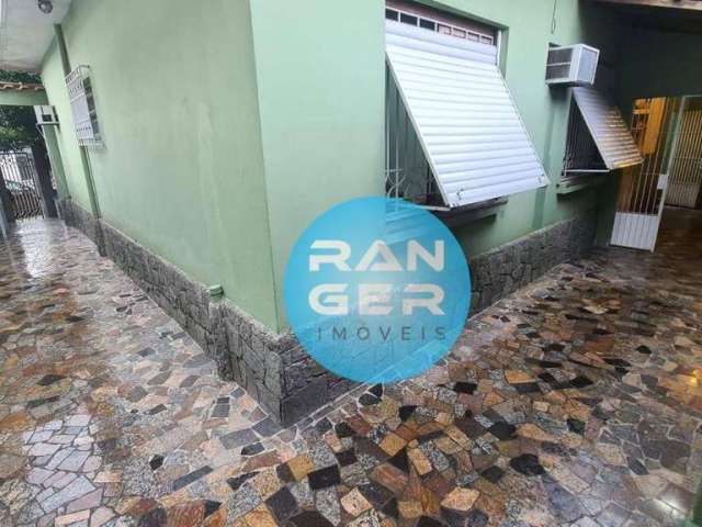 Casa com 3 dormitórios à venda, 128 m² por R$ 1.300.000,00 - Vila Belmiro - Santos/SP